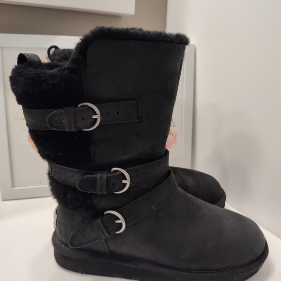 EUC Ugg Becket Suede Leather & Sheep Wool Mid Calf Moto Inspired Boots, Black 6 - Picture 10 of 16